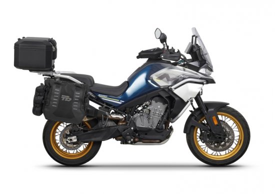 Set of SHAD TERRA TR40 adventure saddlebags and SHAD TERRA aluminium top case TR55 PURE BLACK, including mounting kit SHAD CF MOTO 800MT